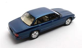 Jaguar XJR X300 (RHD) Antigua Blue Cult Scale Models 1:18 Resinemodell (Türen, Motorhaube... nicht zu öffnen!)